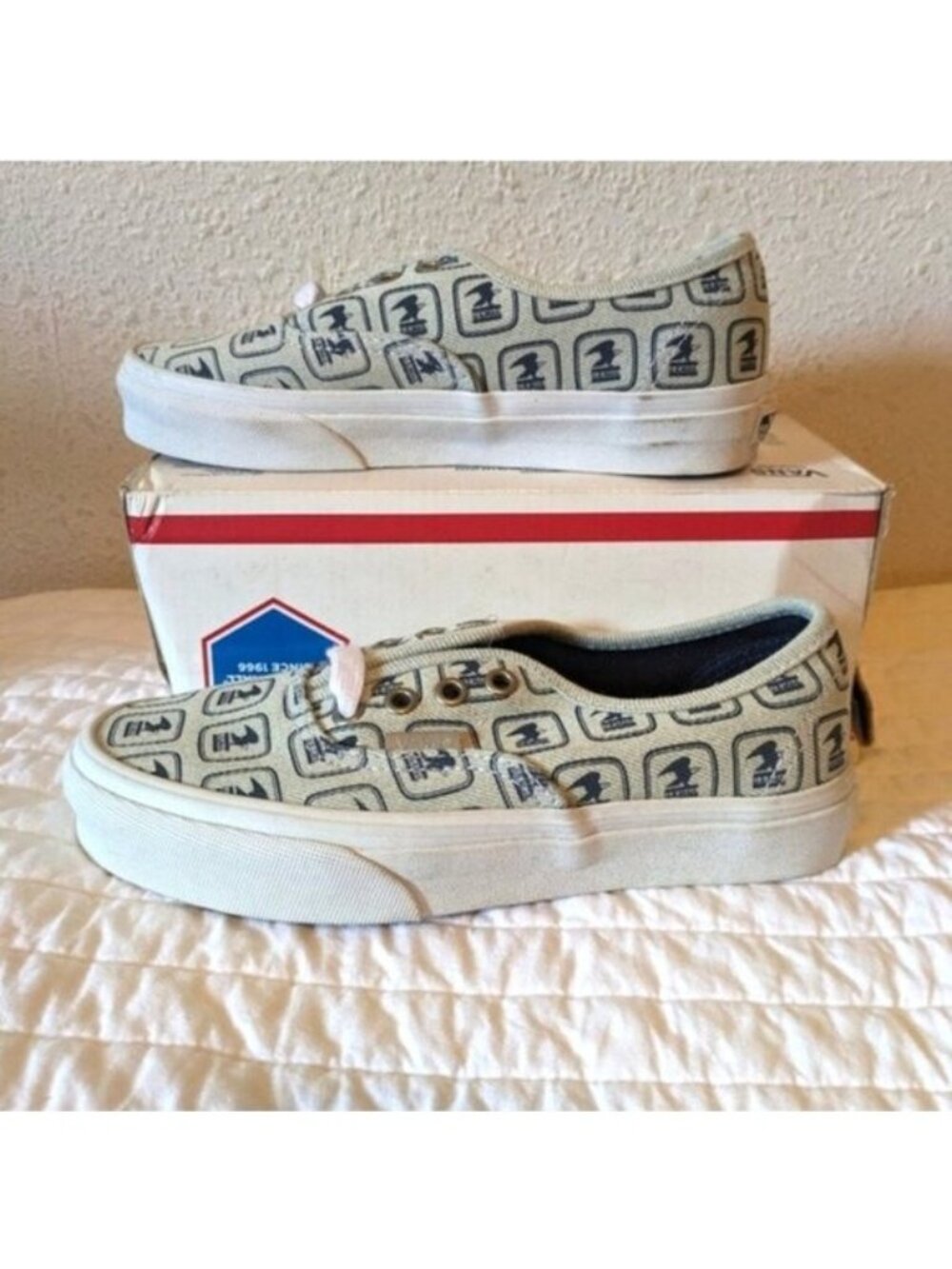 Vans USPS Postal Service Women Authentic Denim and White Eagle Rare Shoes 0826 - Picture 2 of 11